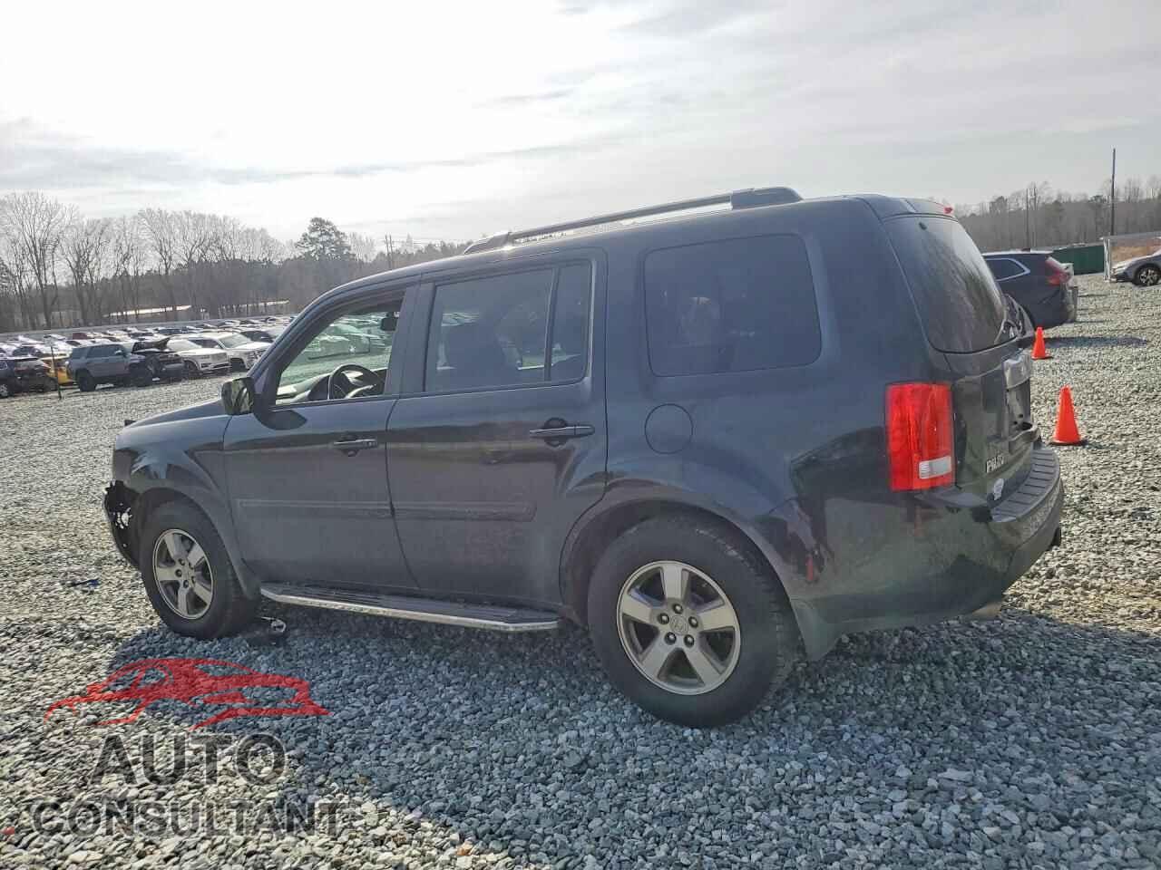 HONDA PILOT 2011 - 5FNYF4H58BB104183