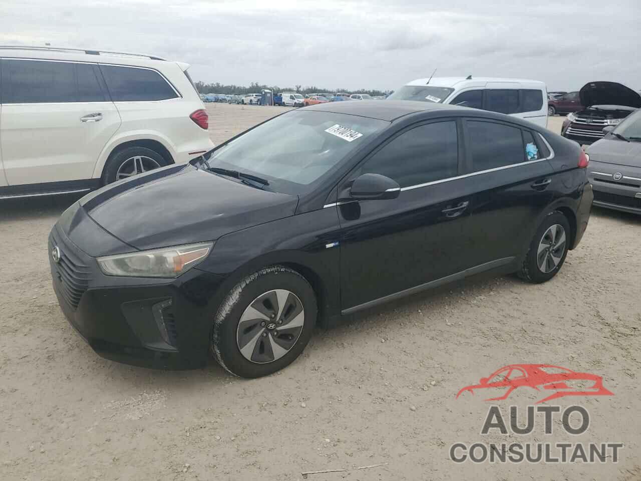 HYUNDAI IONIQ 2017 - KMHC75LC6HU018983