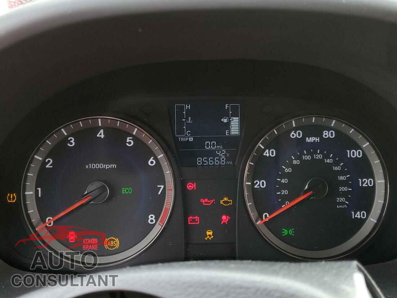 HYUNDAI ACCENT 2015 - KMHCT5AE8FU211925