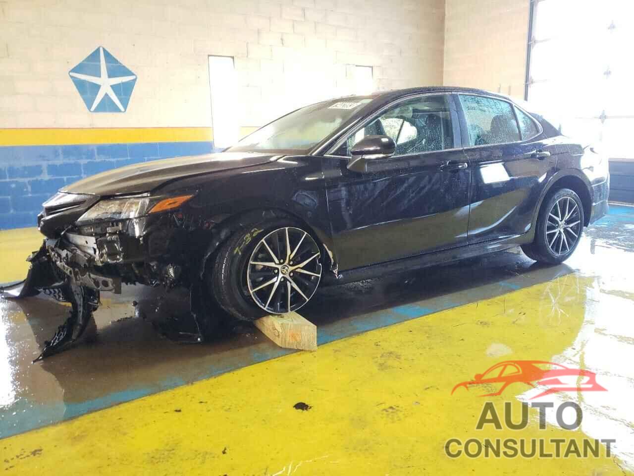 TOYOTA CAMRY 2023 - 4T1G11AK0PU737344