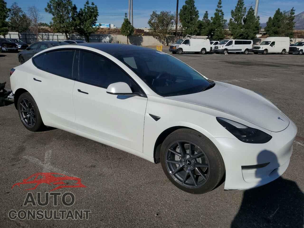 TESLA MODEL 3 2023 - 5YJ3E1EA9PF463577
