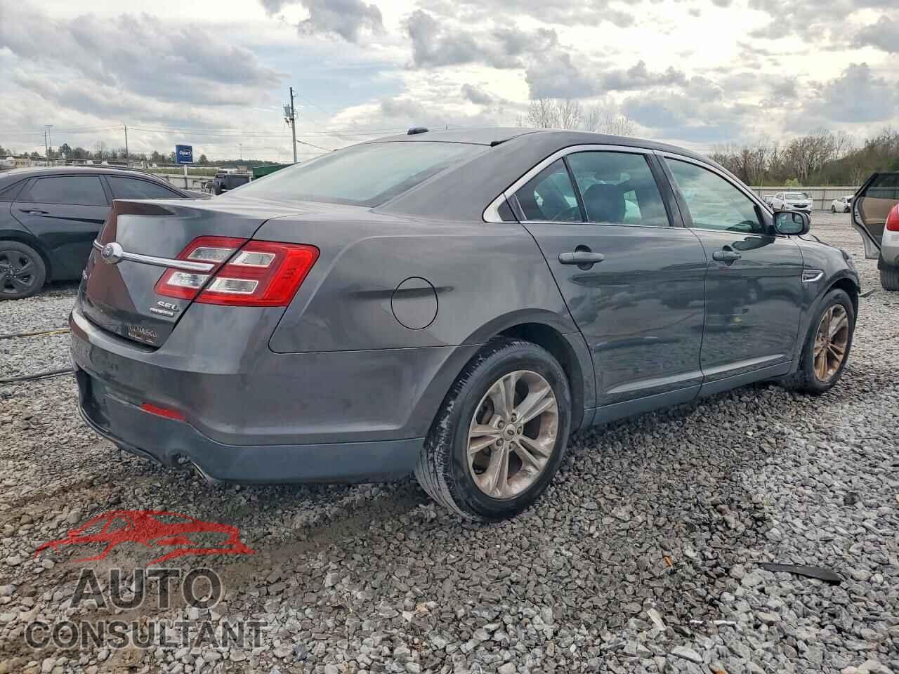 FORD TAURUS 2017 - 1FAHP2E83HG103558