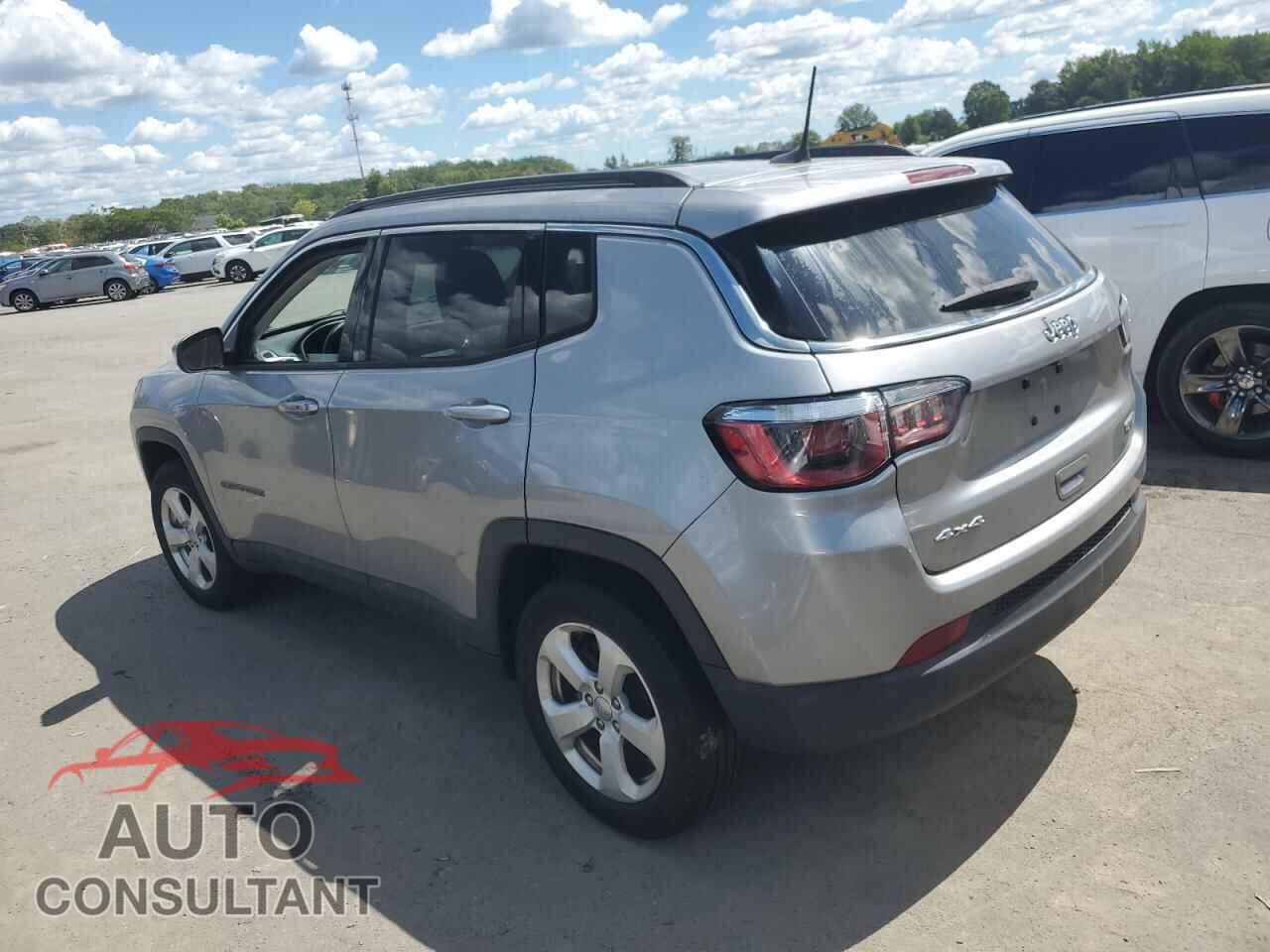 JEEP COMPASS 2018 - 3C4NJDBB4JT480539