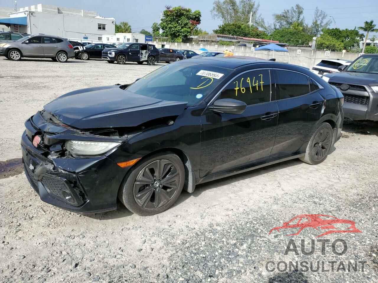 HONDA CIVIC 2018 - SHHFK7H71JU240433