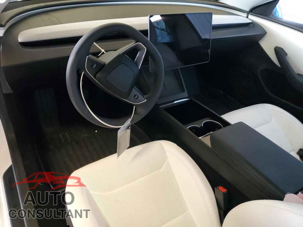 TESLA MODEL 3 2024 - 5YJ3E1EA9RF796252