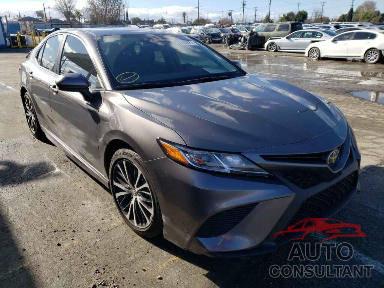 TOYOTA CAMRY 2020 - 4T1G11AKXLU965586