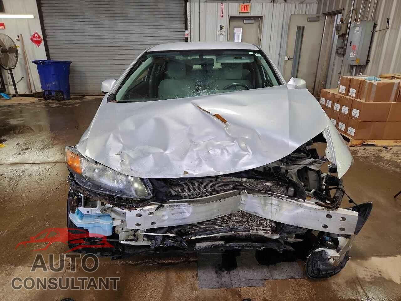 HONDA CIVIC 2012 - 2HGFB2F5XCH303050