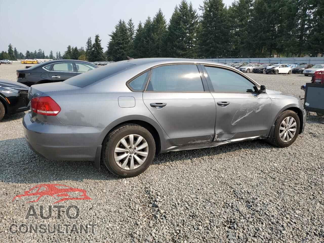 VOLKSWAGEN PASSAT 2015 - 1VWAT7A38FC009367