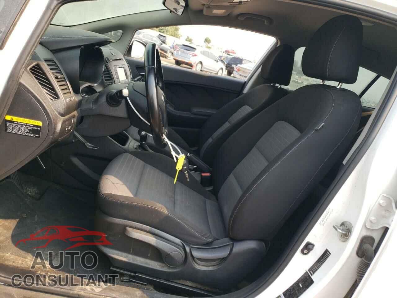 KIA FORTE 2014 - KNAFX5A82E5165286