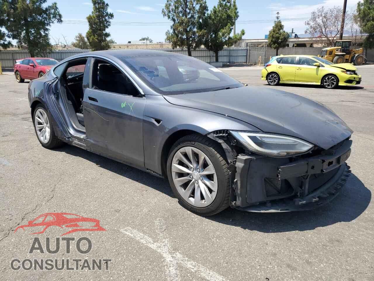 TESLA MODEL S 2017 - 5YJSA1E27HF216026