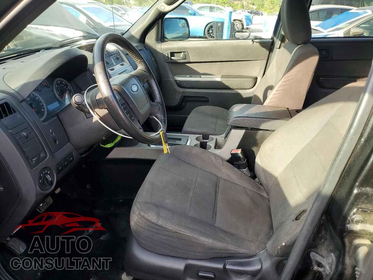FORD ESCAPE 2011 - 1FMCU0D74BKC59652