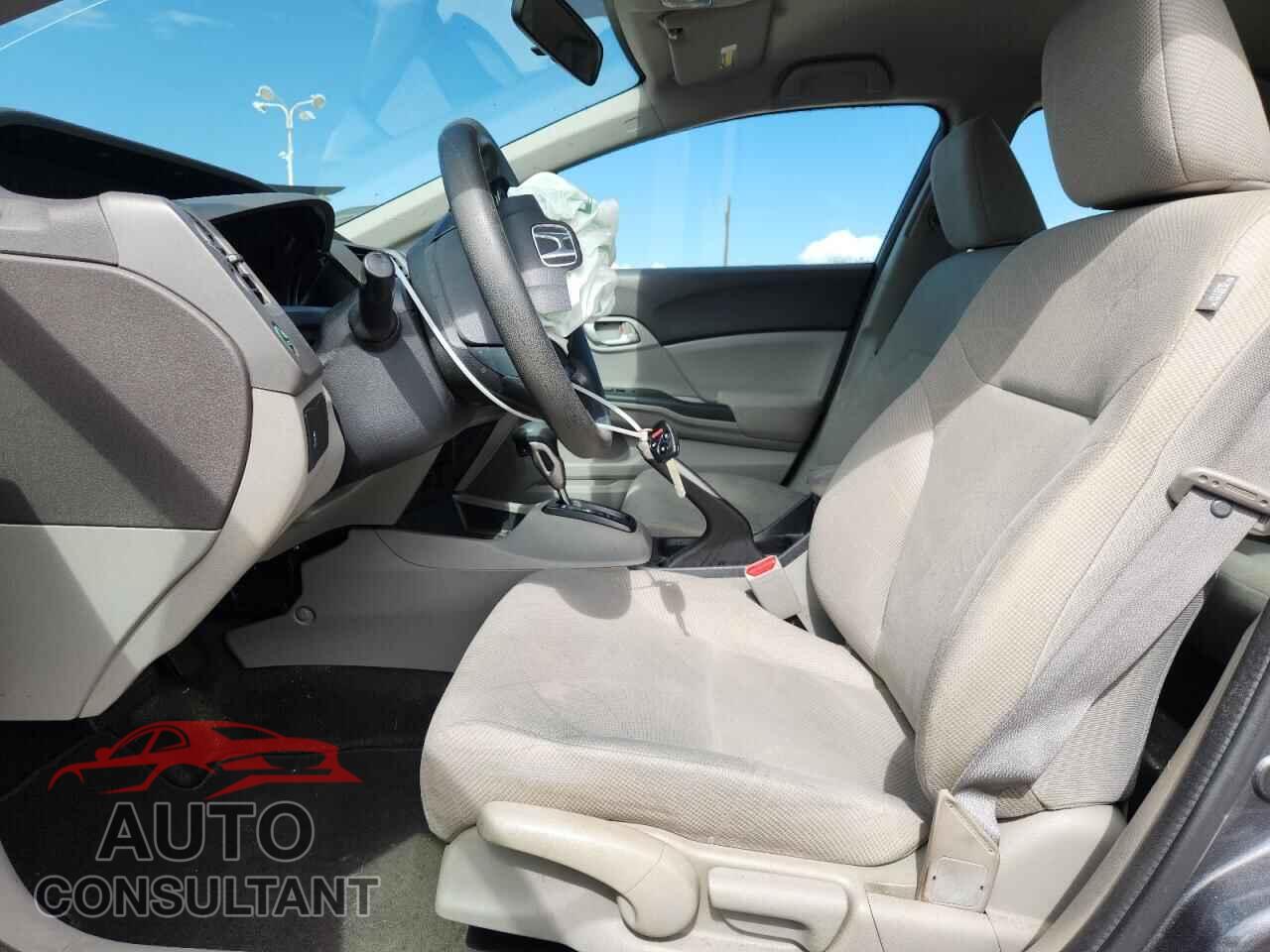 HONDA CIVIC 2012 - 2HGFB2F57CH559887