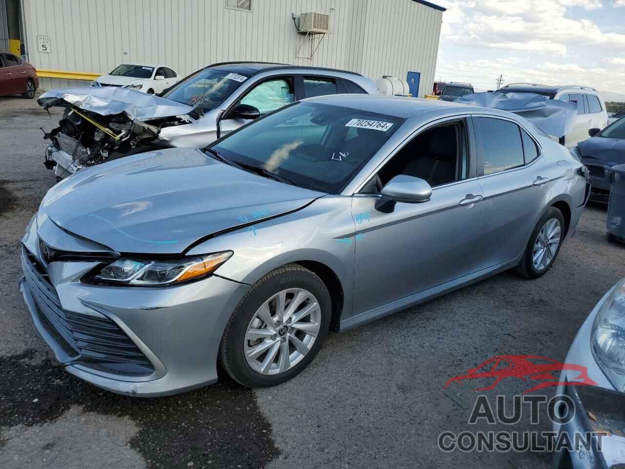 TOYOTA CAMRY 2023 - 4T1C11AK5PU797702