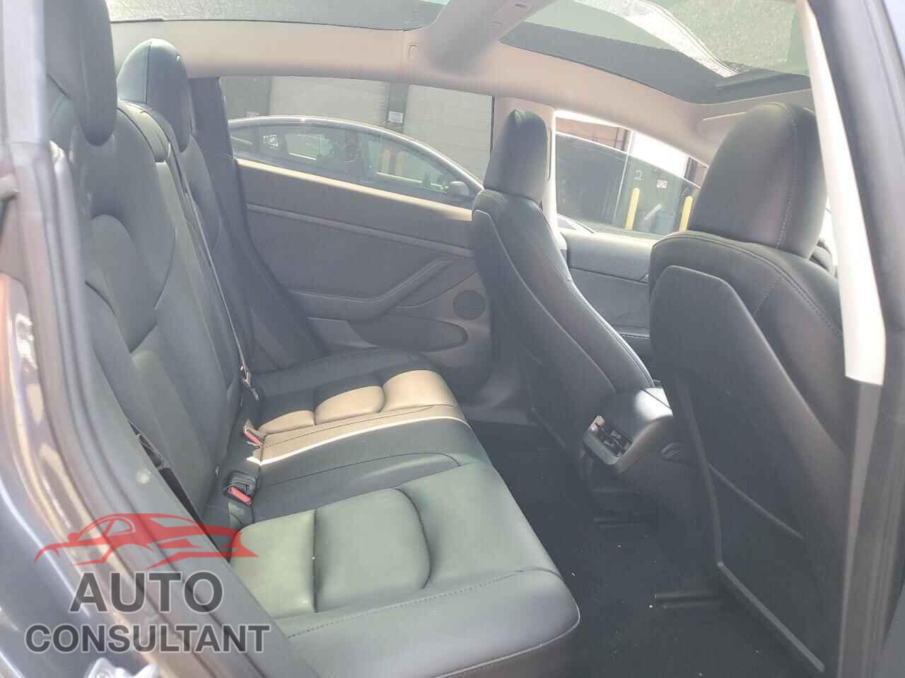 TESLA MODEL 3 2023 - 5YJ3E1EA6PF680312