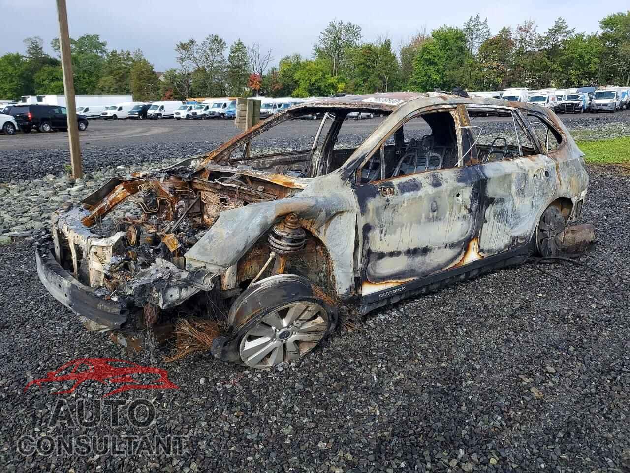 SUBARU OUTBACK 2017 - 4S4BSAFC7H3341833