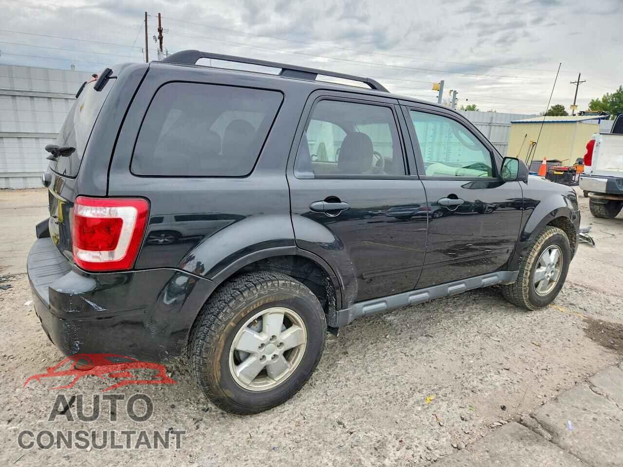 FORD ESCAPE 2011 - 1FMCU9D75BKB67423