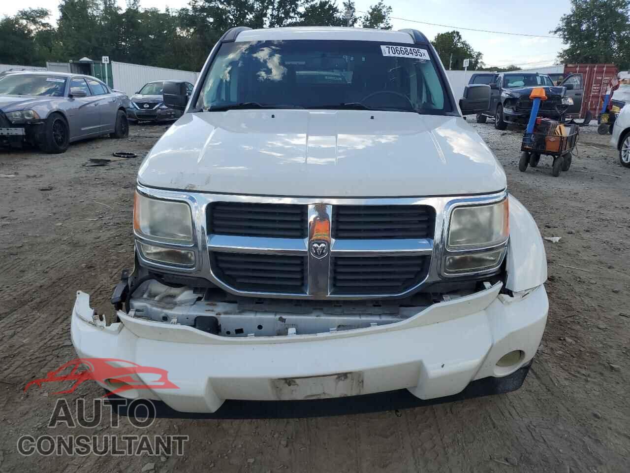 DODGE NITRO 2009 - 1D8GU58KX9W532941