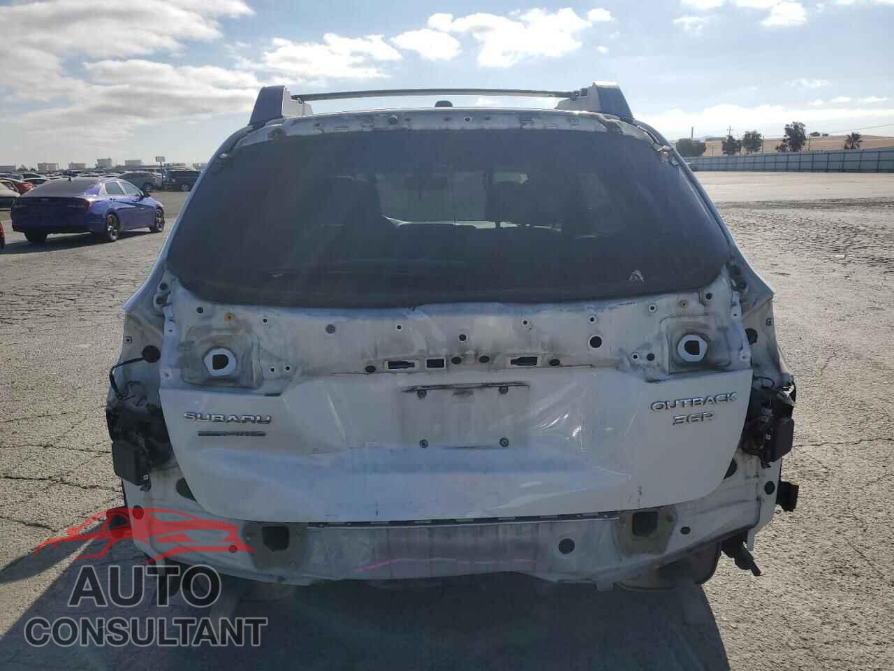 SUBARU OUTBACK 2015 - 4S4BSEJCXF3200900