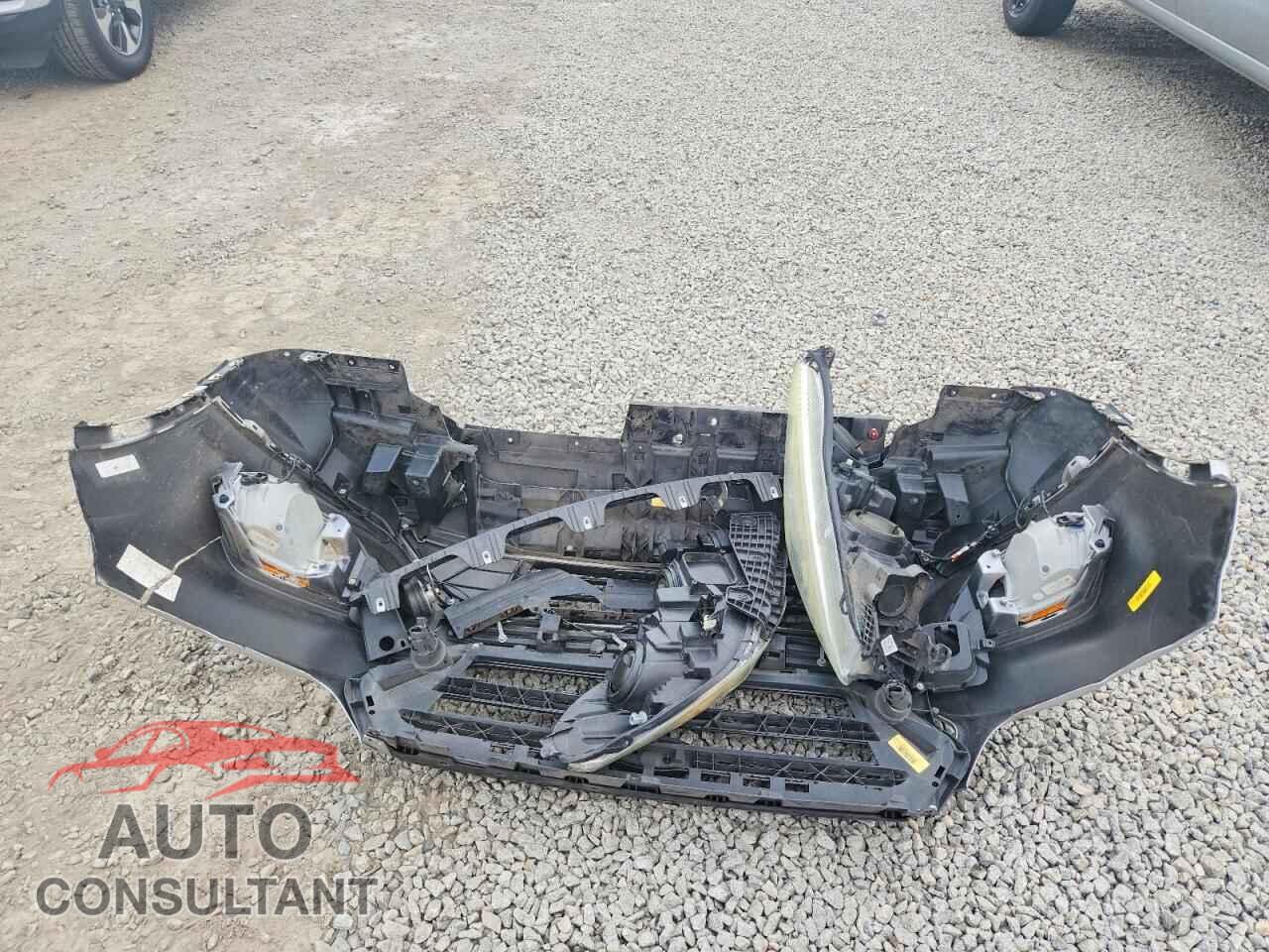 FORD ESCAPE 2017 - 1FMCU0F71HUC06076