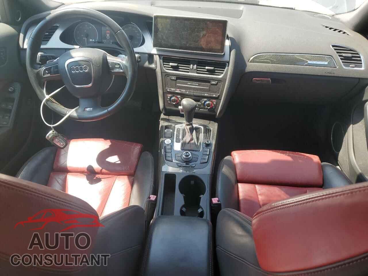 AUDI S4/RS4 2011 - WAUKGAFL2BA019218