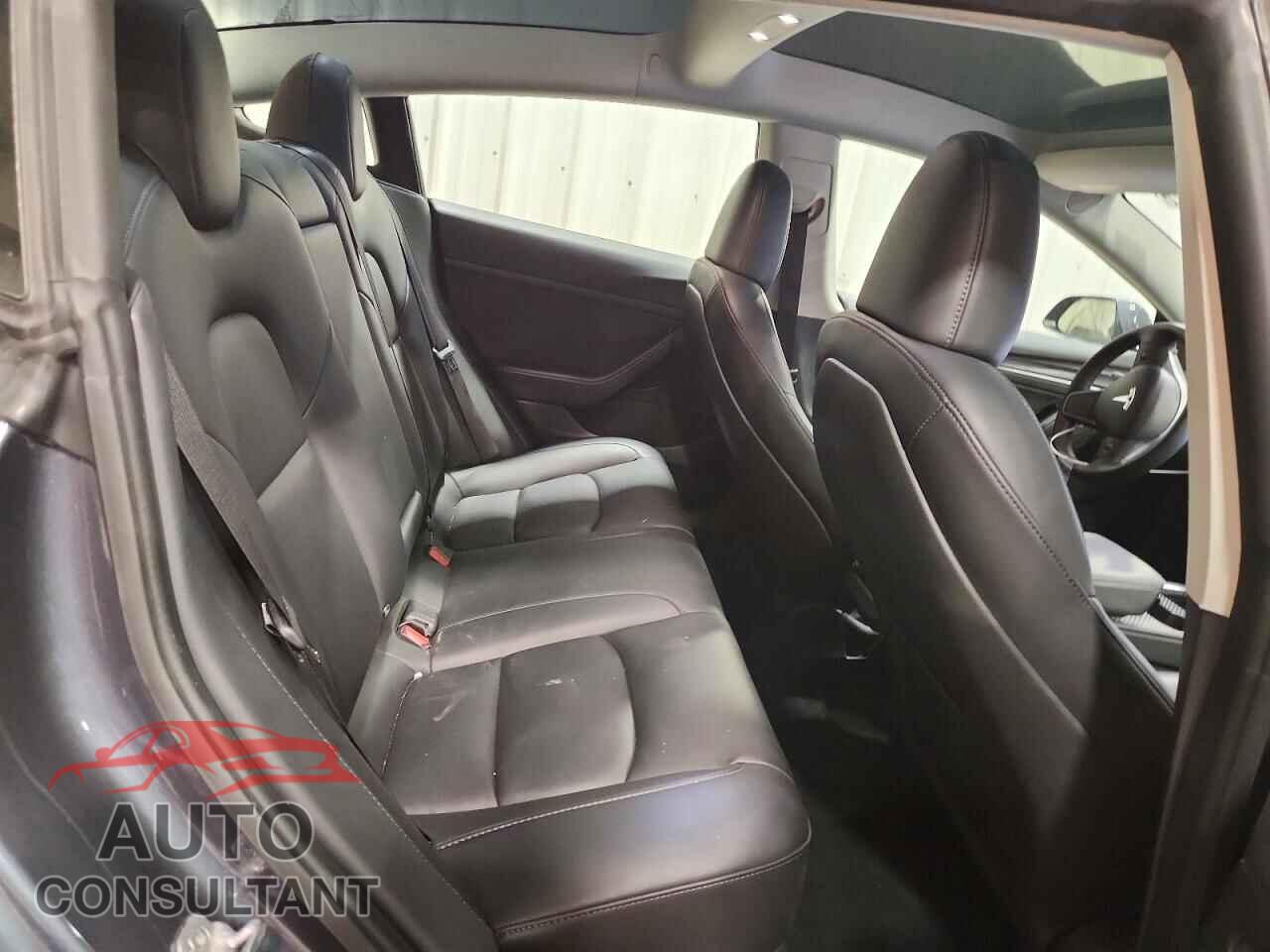 TESLA MODEL 3 2023 - 5YJ3E1EA7PF565783