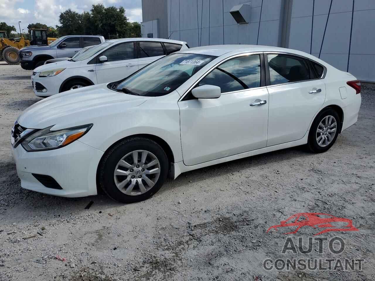 NISSAN ALTIMA 2017 - 1N4AL3AP8HN330451