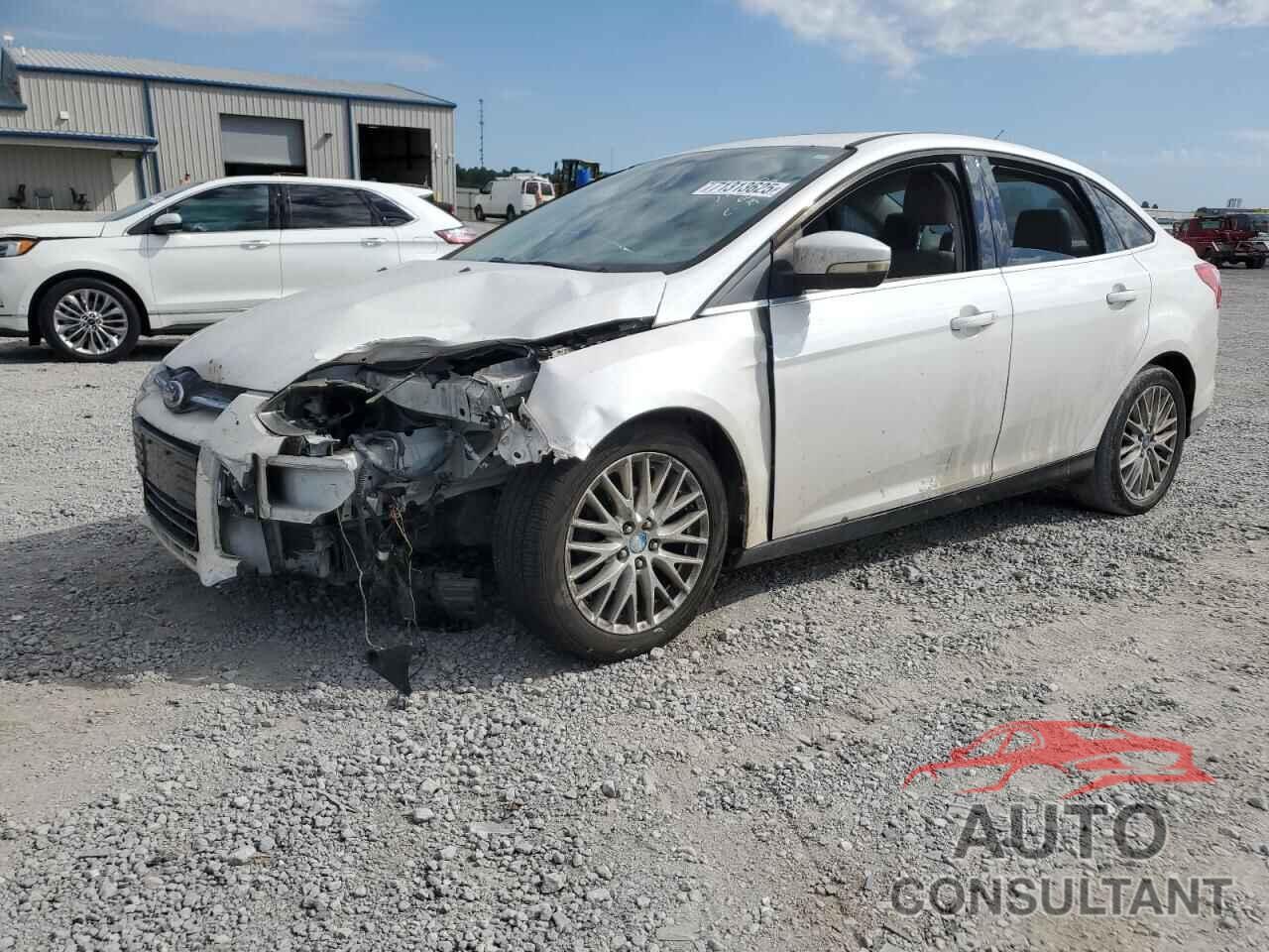 FORD FOCUS 2012 - 1FAHP3H22CL245221