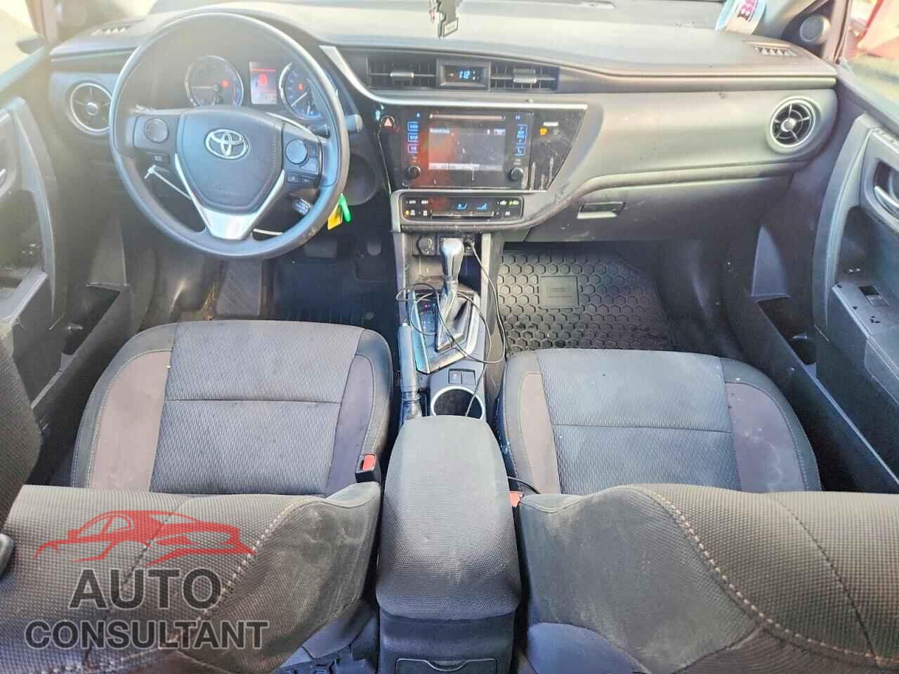 TOYOTA COROLLA 2017 - 2T1BURHE5HC851892