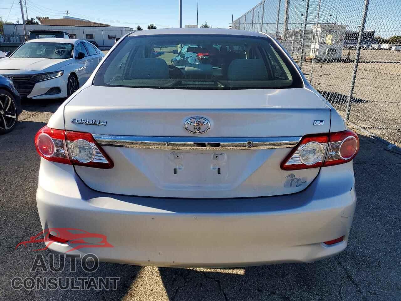 TOYOTA COROLLA 2012 - 2T1BU4EEXCC917739