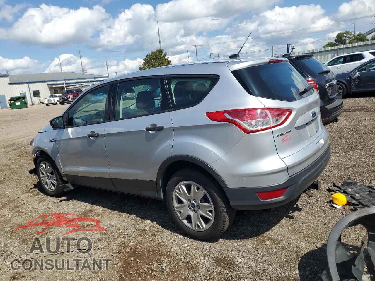 FORD ESCAPE 2015 - 1FMCU0F70FUB61824