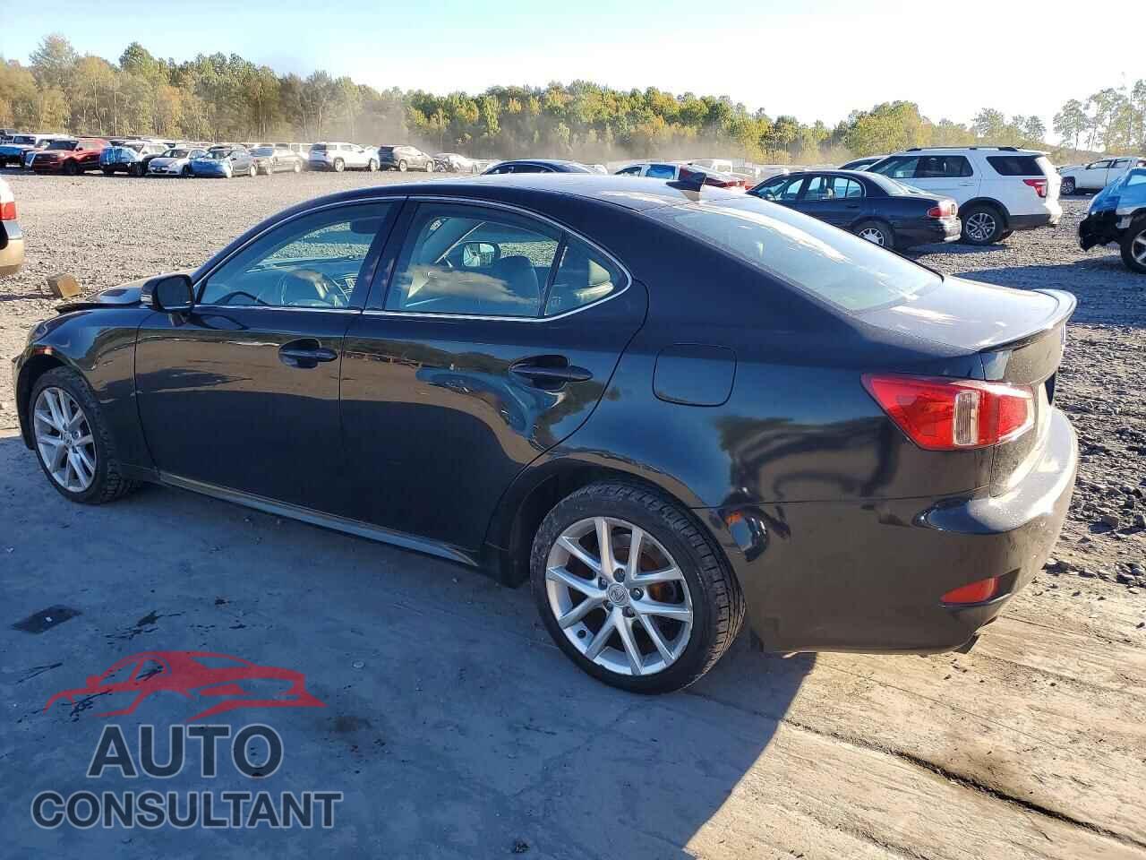 LEXUS IS 2011 - JTHCF5C24B5048126