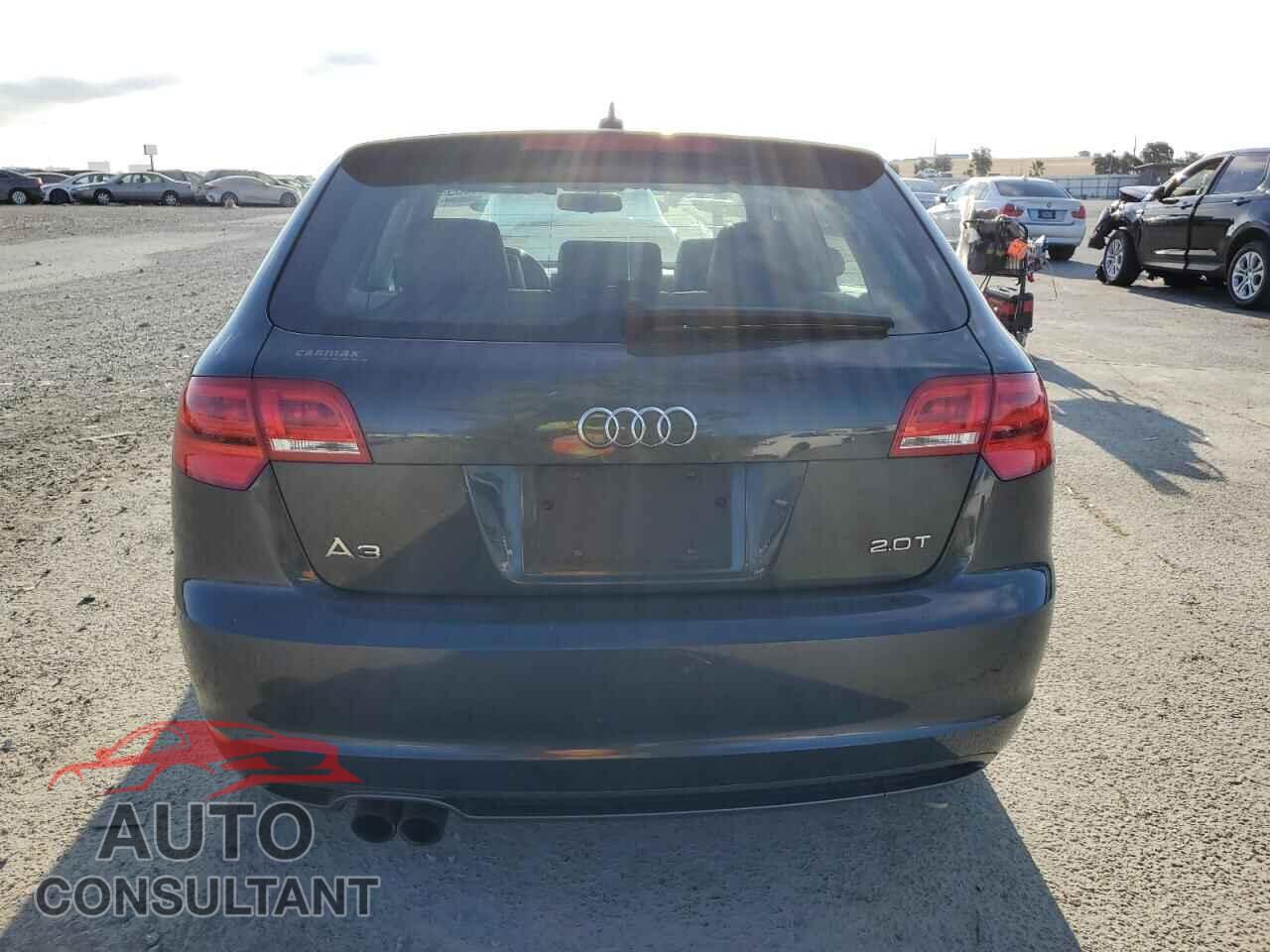 AUDI A3 2013 - WAUBEAFMXDA007528