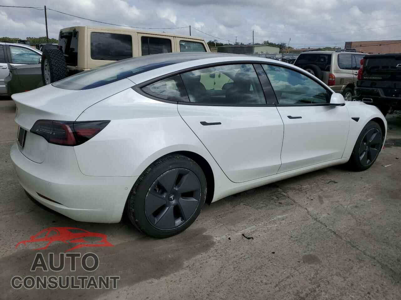 TESLA MODEL 3 2021 - 5YJ3E1EA5MF989085