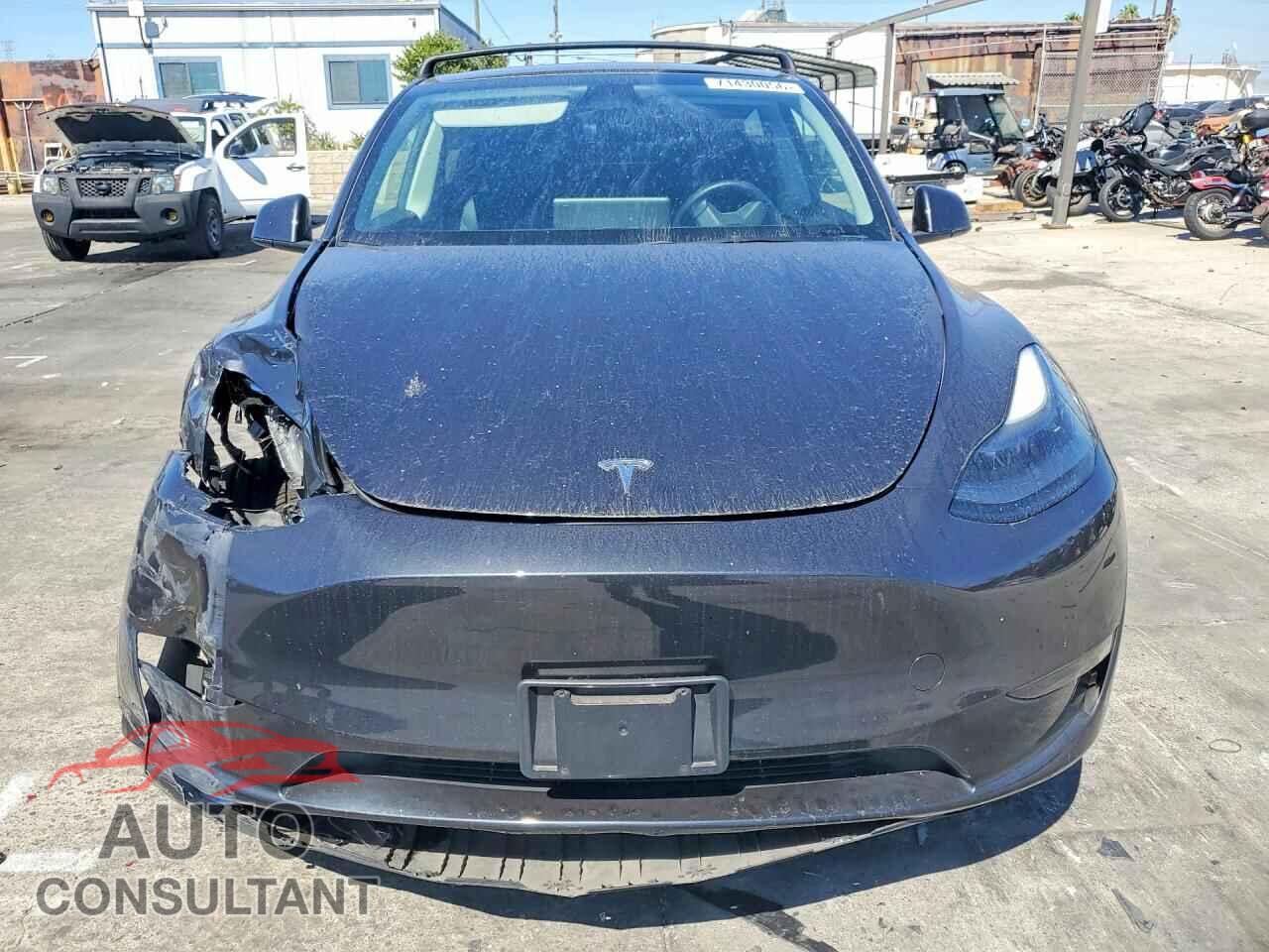 TESLA MODEL Y 2024 - 7SAYGDED4RF095620