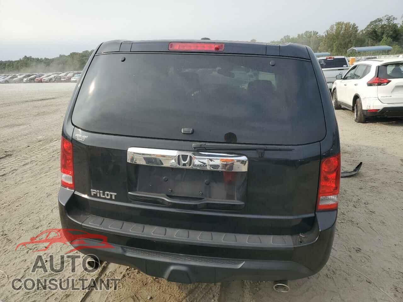 HONDA PILOT 2013 - 5FNYF3H50DB043571