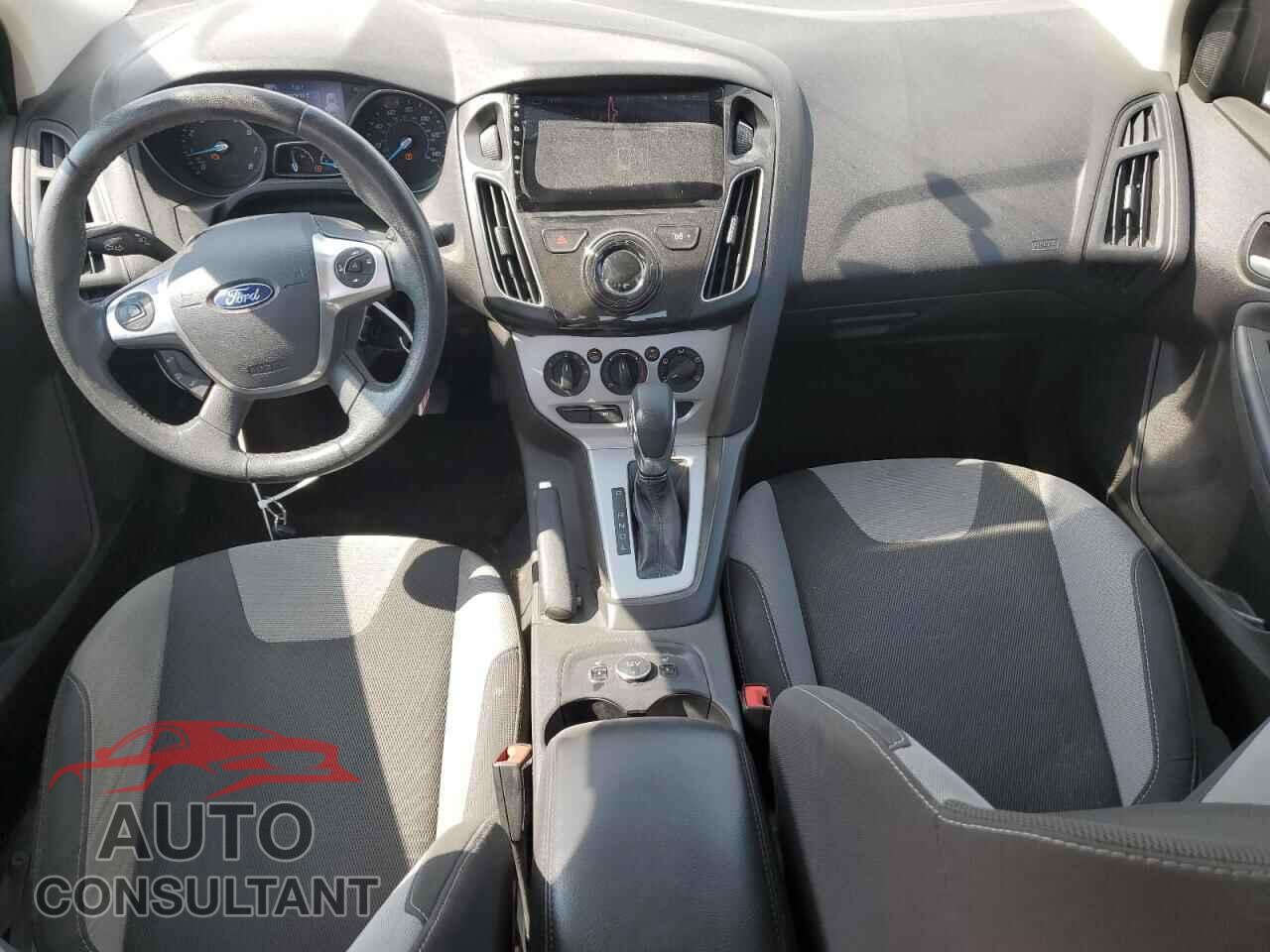 FORD FOCUS 2014 - 1FADP3F20EL217874