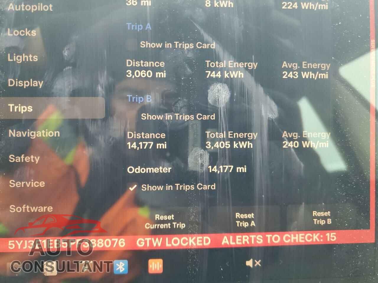 TESLA MODEL 3 2023 - 5YJ3E1EB5PF388076