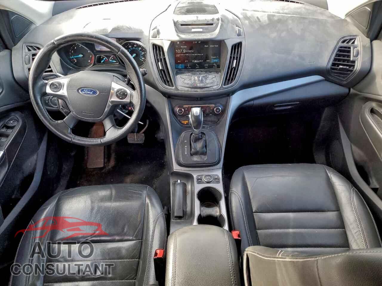 FORD ESCAPE 2016 - 1FMCU9G91GUA96357