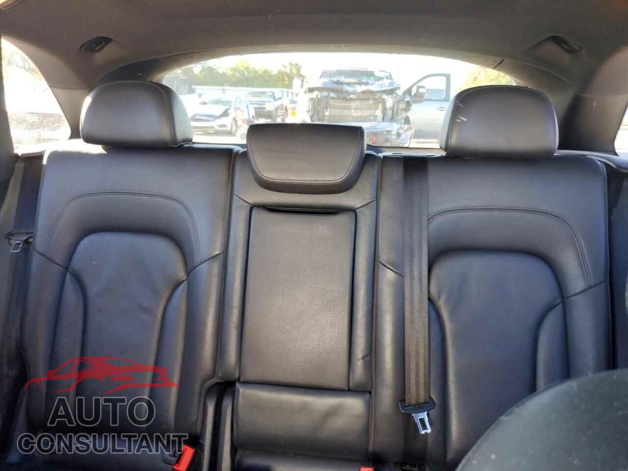 AUDI Q5 2017 - WA1D7AFP7HA048103