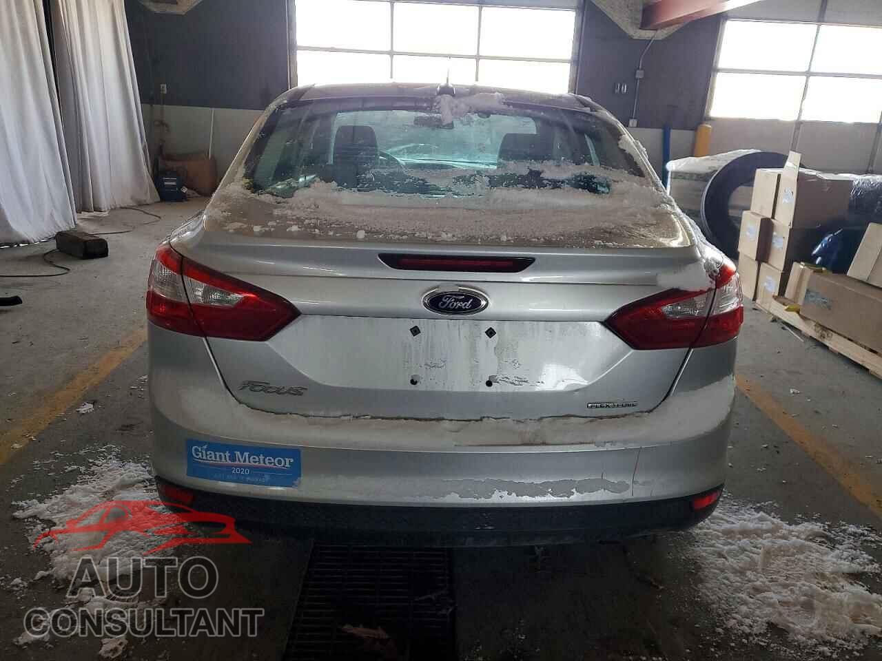 FORD FOCUS 2014 - 1FADP3E24EL347111