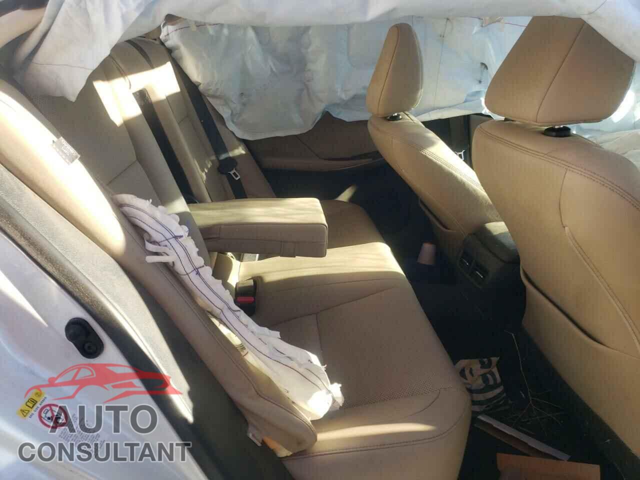 LEXUS IS 2017 - JTHCM1D27H5022867