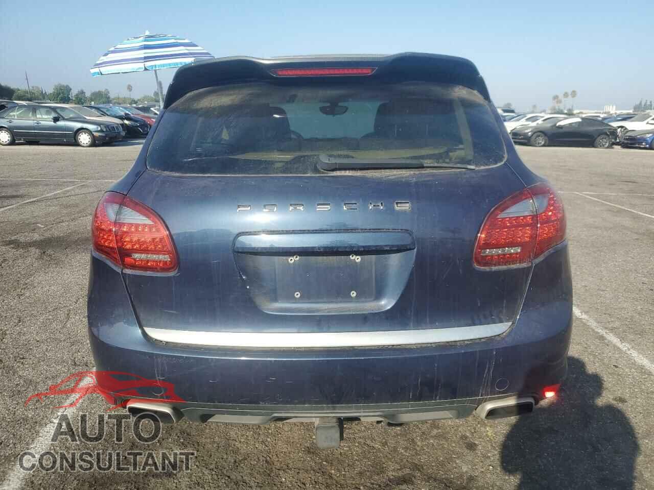 PORSCHE CAYENNE 2012 - WP1AA2A23CLA01111