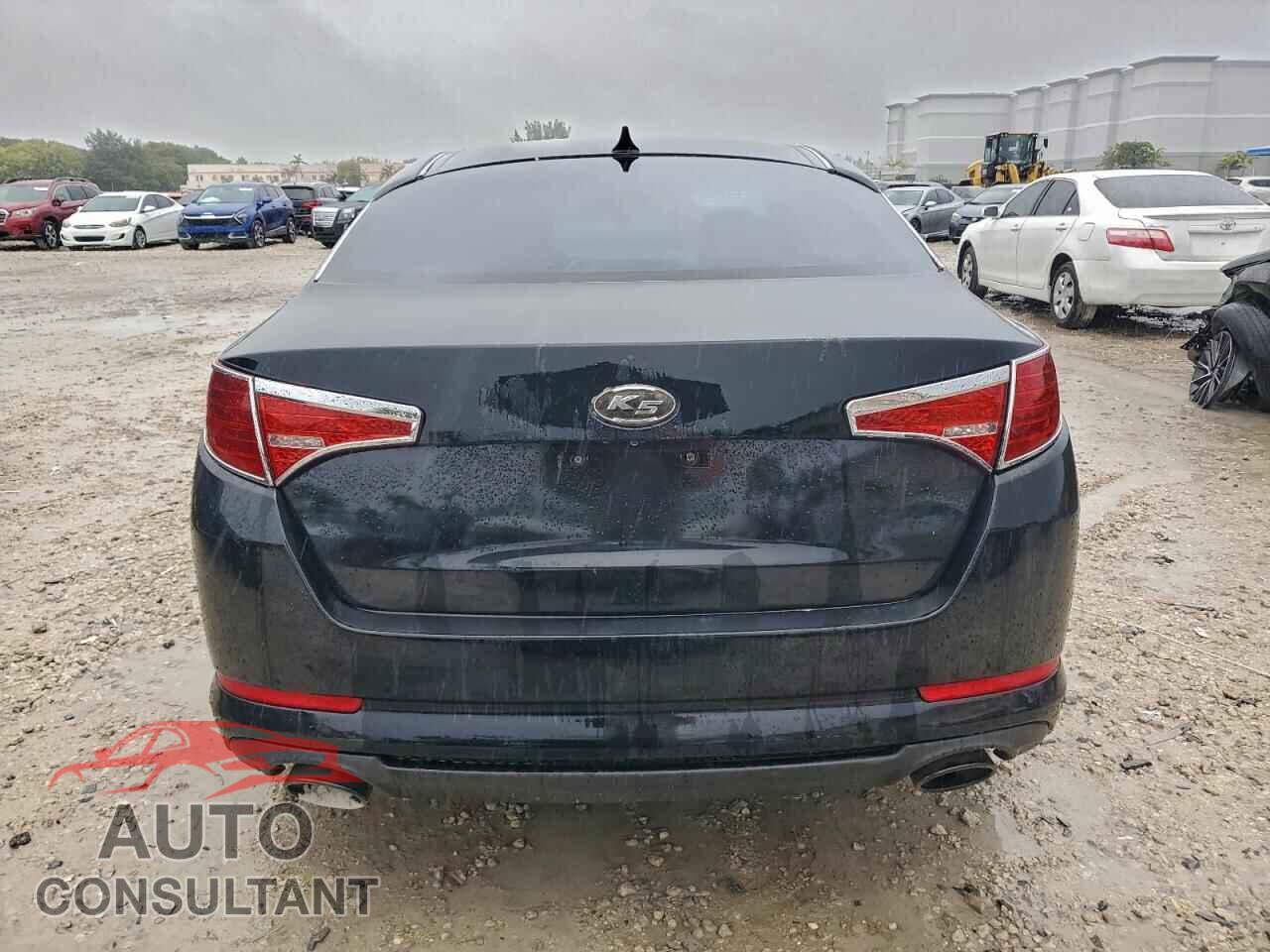 KIA OPTIMA 2011 - KNAGN4A72B5115558
