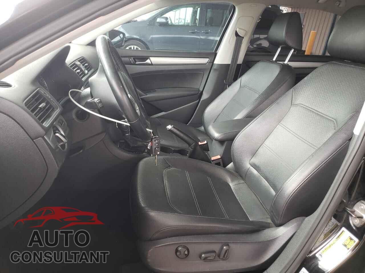 VOLKSWAGEN PASSAT 2014 - 1VWAT7A36EC044813
