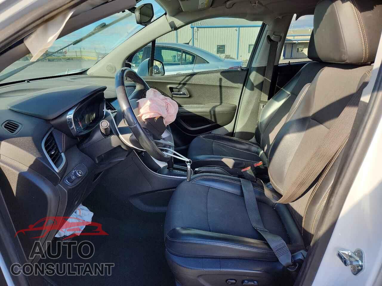 CHEVROLET TRAX 2020 - KL7CJLSB7LB073740