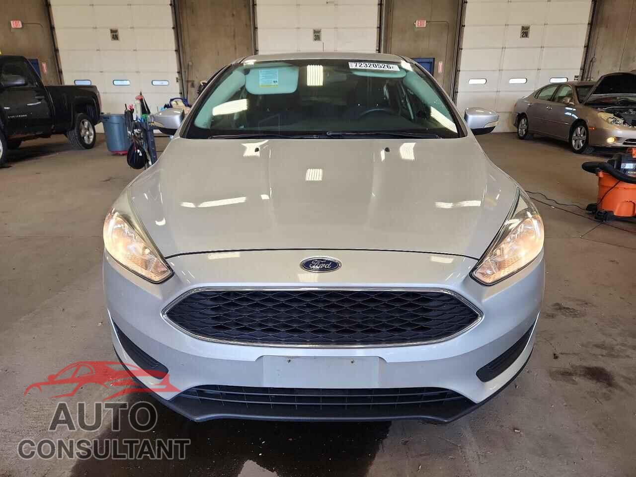FORD FOCUS 2017 - 1FADP3K28HL239311