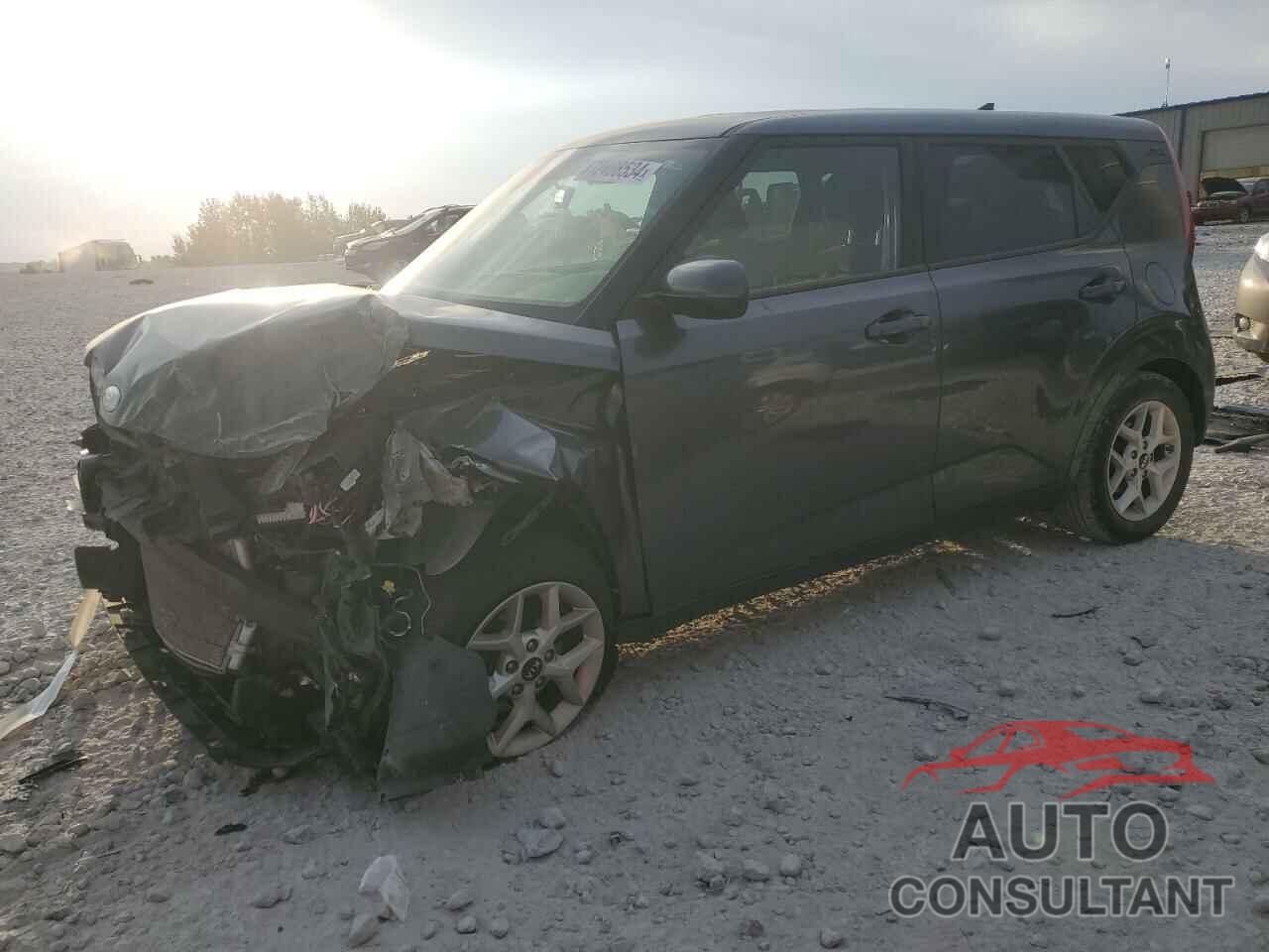 KIA SOUL 2020 - KNDJ23AU9L7042485