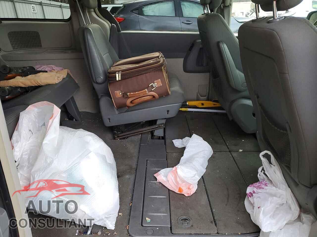 DODGE CARAVAN 2010 - 2D4RN5D1XAR409402