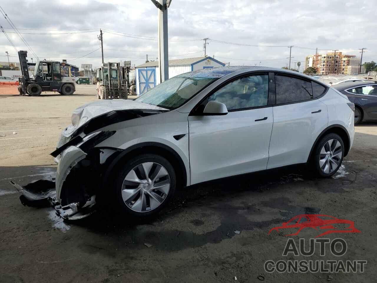 TESLA MODEL Y 2023 - 7SAYGDEE0PF893389