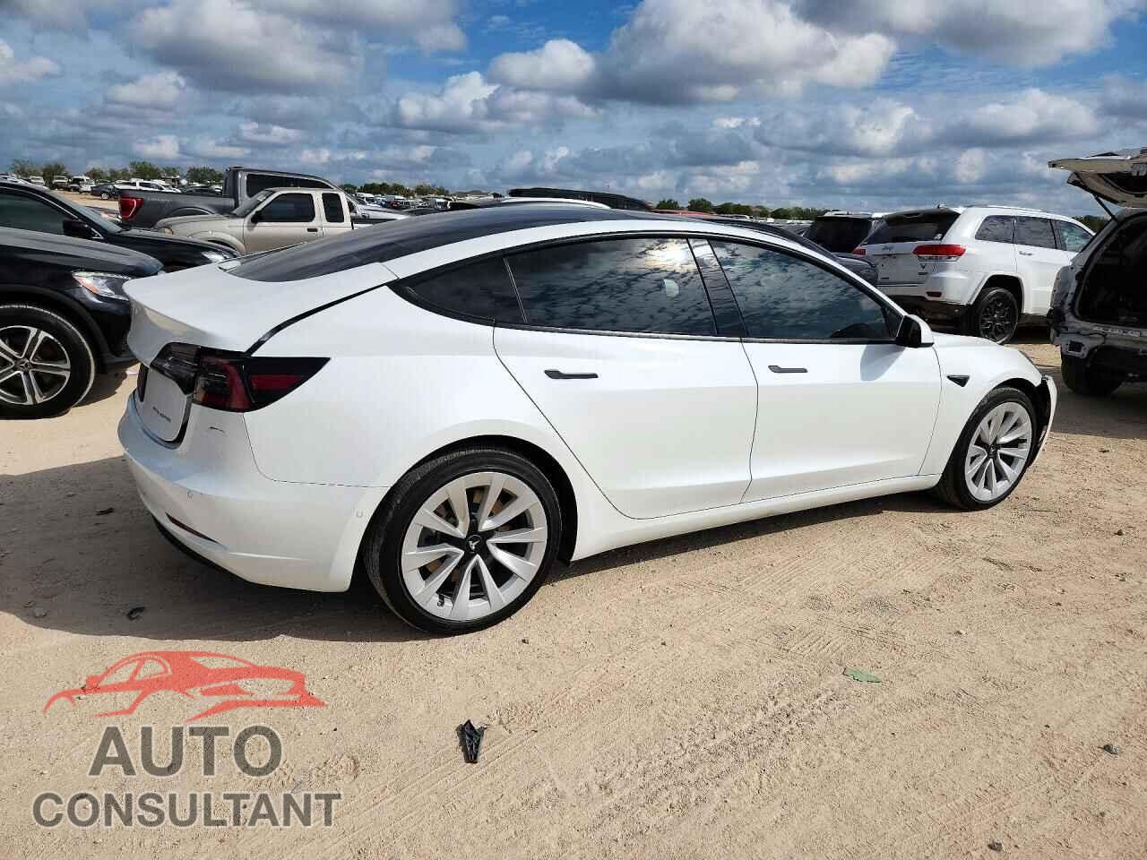 TESLA MODEL 3 2022 - 5YJ3E1EB6NF272284